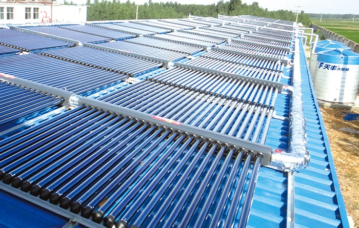 集中集熱分戶(hù)供熱熱水器案例